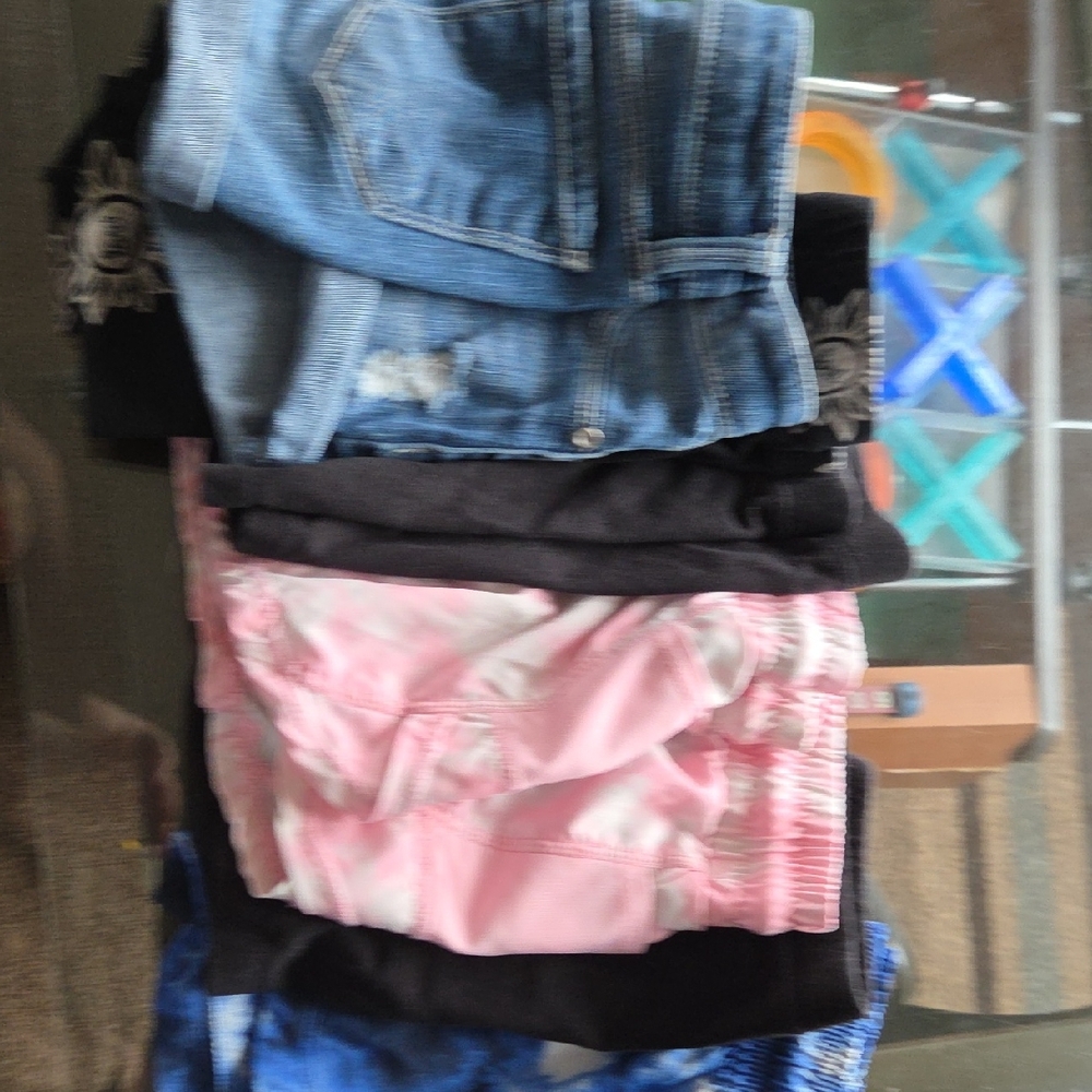 6 Pairs Of Girls Shortd